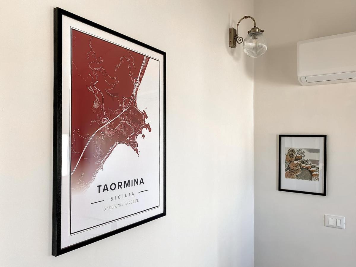 Longo Suites Таормина Екстериор снимка